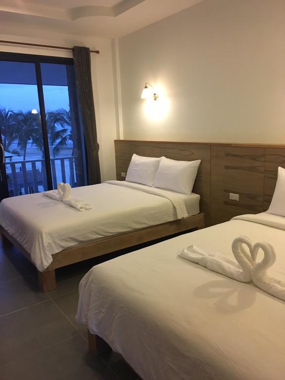 Mac'S Bay Resort Bantaj Kültér fotó