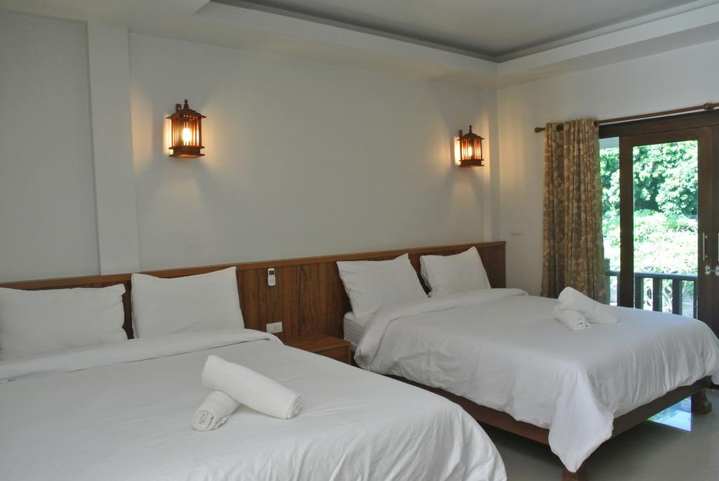 Mac'S Bay Resort Bantaj Kültér fotó