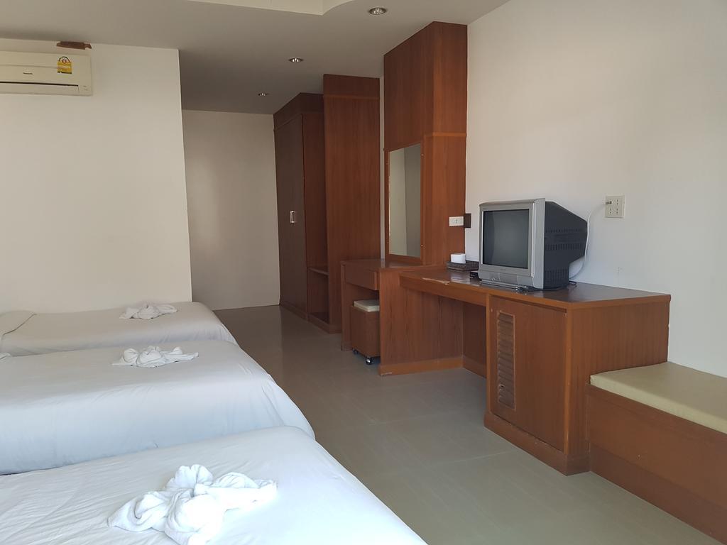 Mac'S Bay Resort Bantaj Kültér fotó